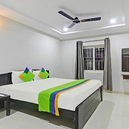 Itsy Hotels Sunrise Grand, Hitech City Хайдарабад Экстерьер фото