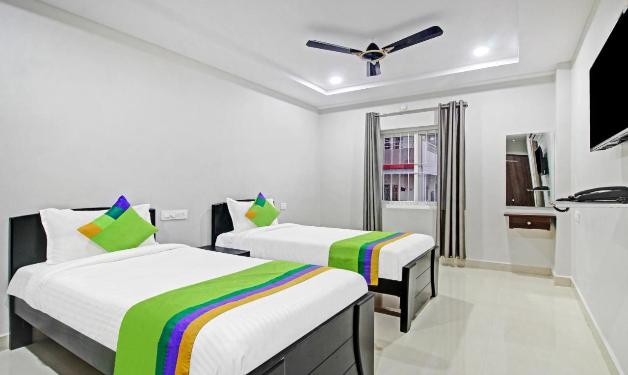 Itsy Hotels Sunrise Grand, Hitech City Хайдарабад Экстерьер фото